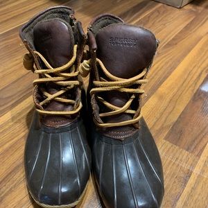 Sperry duck boots
